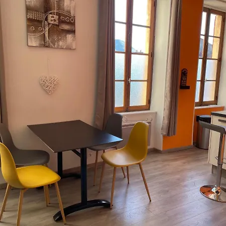Superbe Studio 35m2 Centre Calme Et Ajoure * مييو